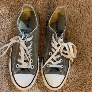 Gray Low Rise Converse